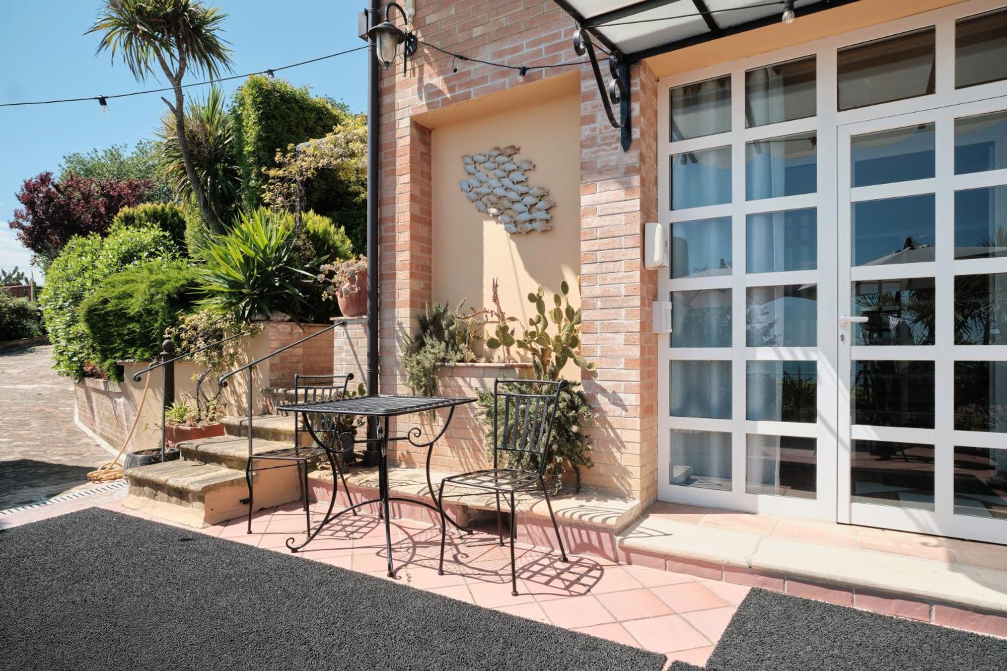 B&B La Casa Di Era Porto San Giorgio Exterior photo